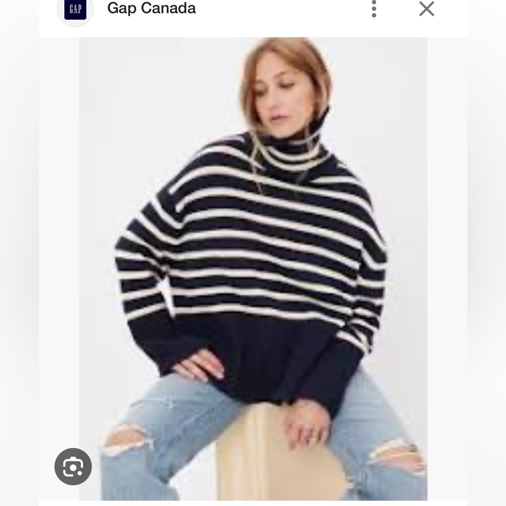 Gap 24/7 Split-Hem Turtleneck Sweater